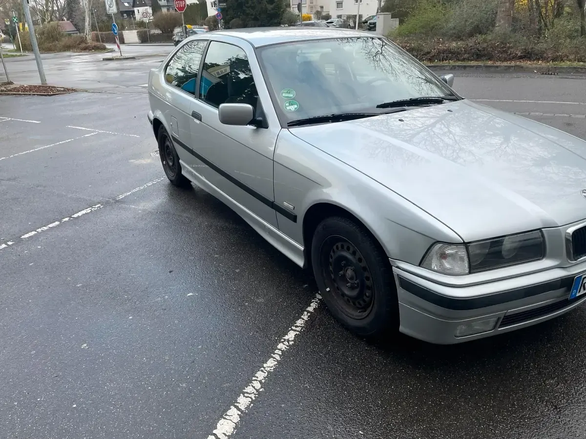 Gebraucht BMW 316 102 PS (75 kW) 1999 Silber Kleinwagen