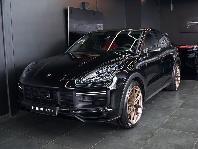 Schwarz Gebraucht 2023 Porsche Cayenne Turbo GT SUV | 185.000 € (Teuer) - Bild 1/4