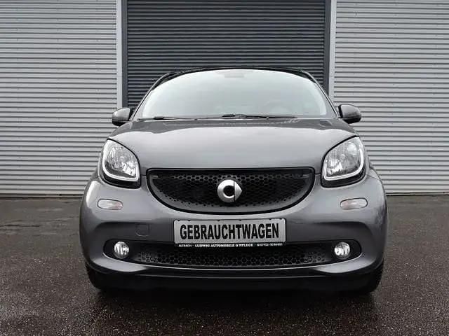 Gebraucht Smart ForFour Passion 90 PS (66 kW) 2019 Grau Kleinwagen
