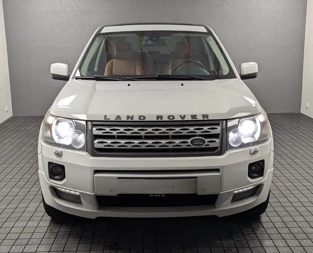 Gebraucht Land Rover Freelander 2 190 PS (139 kW) 2011 Weiß SUV