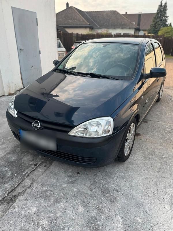 Blau Gebraucht 2004 Opel Corsa Sport Kleinwagen | 850 € (Fairer Preis) - Bild 1/4