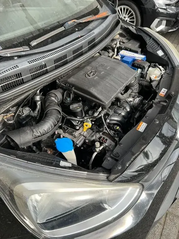 Gebraucht Hyundai i10 YES! 67 PS (49 kW) 2015 Schwarz Kleinwagen
