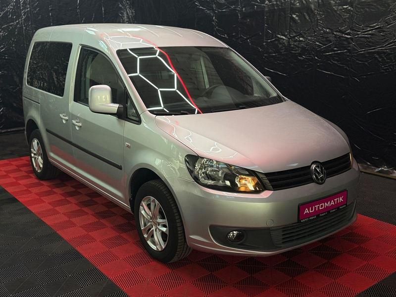 Gebraucht VW Caddy Trendline 102 PS (75 kW) 2010 Silber Van / Kleinbus