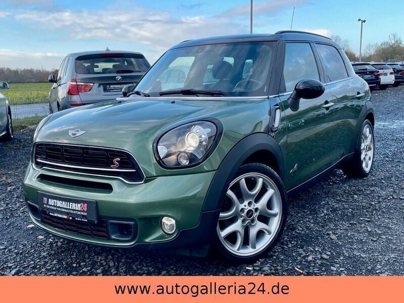Jungle green Gebraucht 2016 Mini Cooper SD Countryman Sport SUV | 7.800 € (Superpreis) - Bild 1/4
