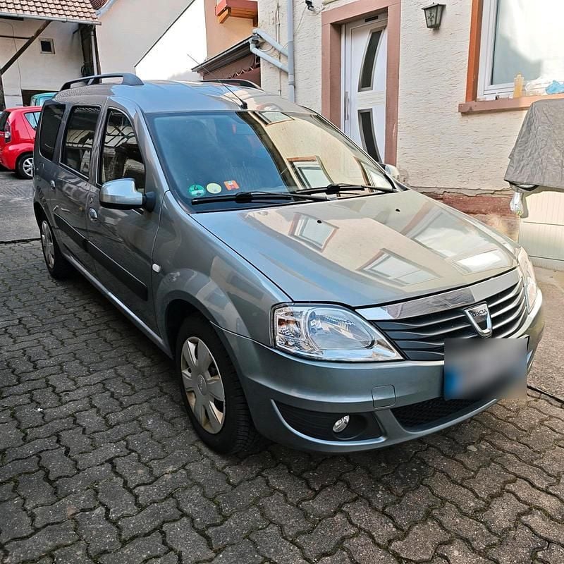 Gebraucht Dacia Logan 90 PS (66 kW) 2012 Kombi