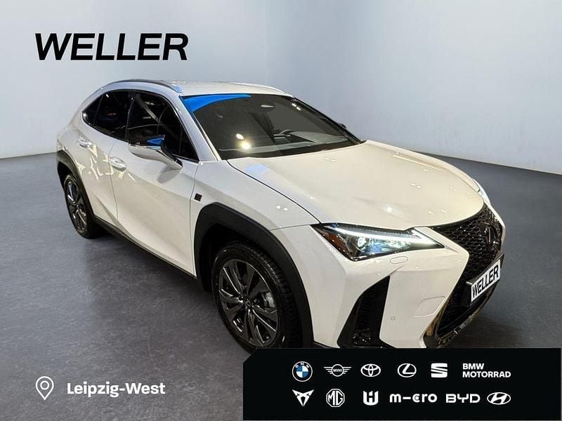 Neu Lexus UX 300h Sport Design Packet 199 PS (146 kW) 2026 Fujiweiß SUV