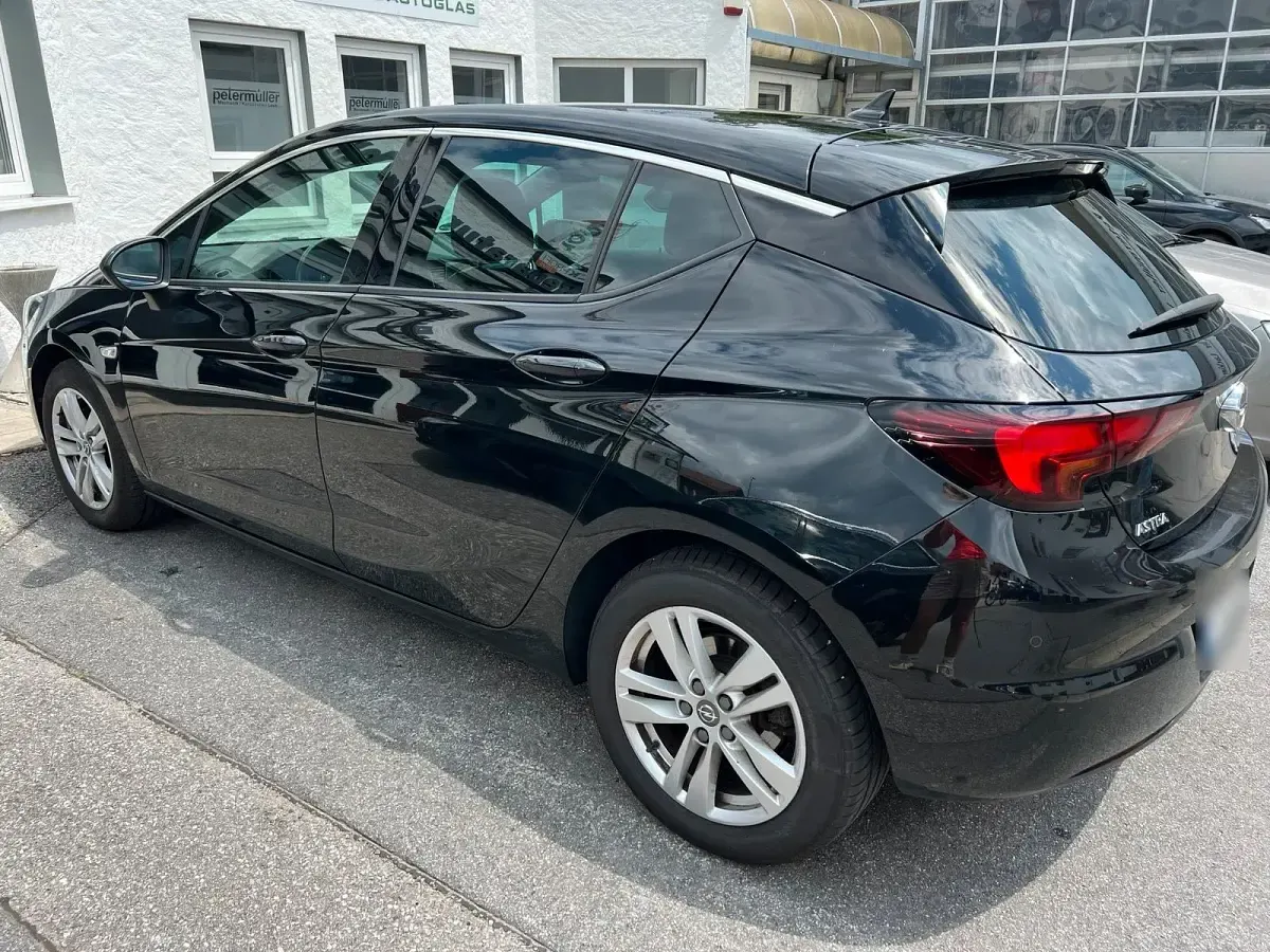 Gebraucht Opel Astra 122 PS (89 kW) 2020 Schwarz Coupé