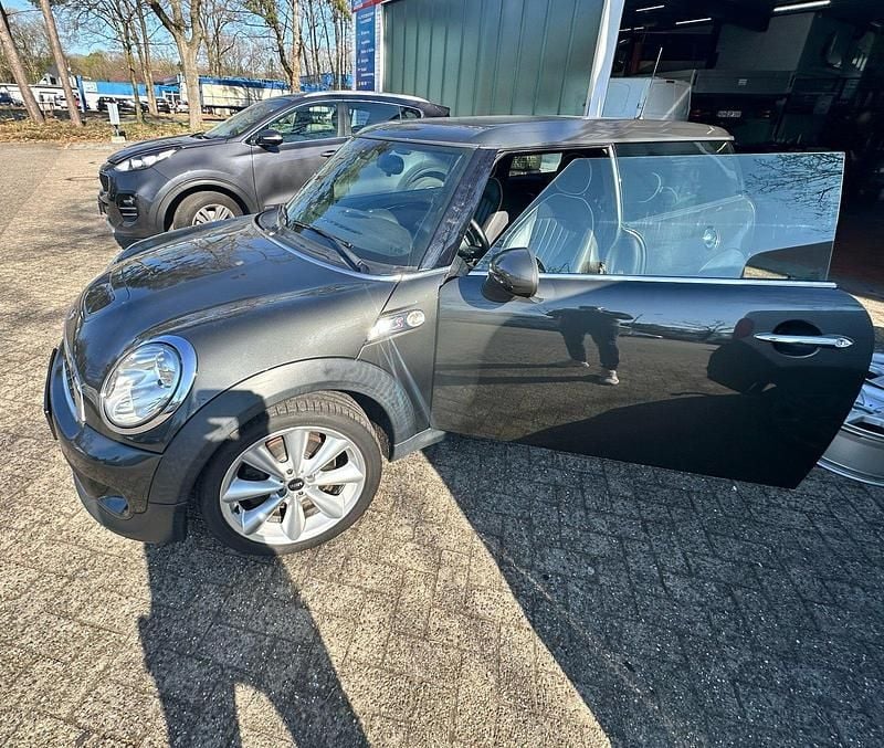 Grau Gebraucht 2013 Mini Cooper S Clubman Kombi | 6.500 € (Guter Preis) - Bild 1/4