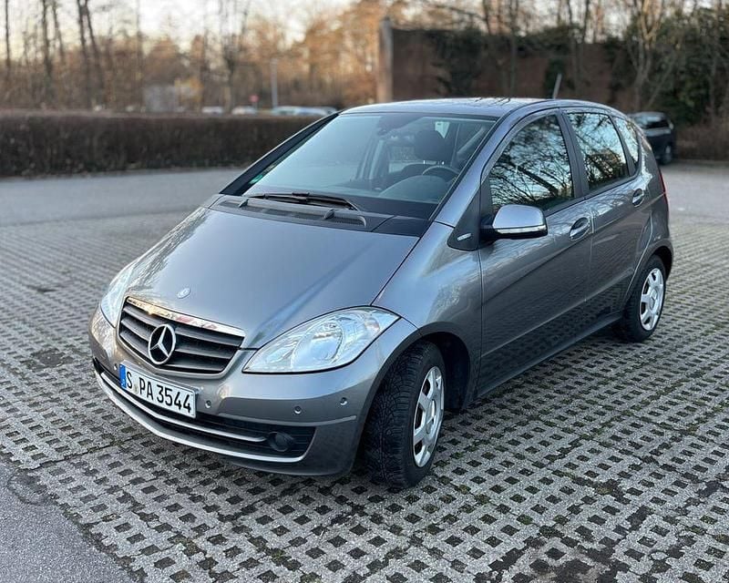 Gebraucht Mercedes A160 95 PS (69 kW) 2011 Grau Van / Kleinbus