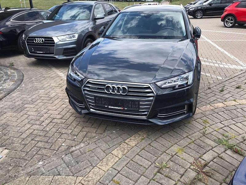 Grau Gebraucht 2017 Audi A4 Allroad Comfort Kombi | 22.900 € (Etwas zu teuer) - Bild 1/4