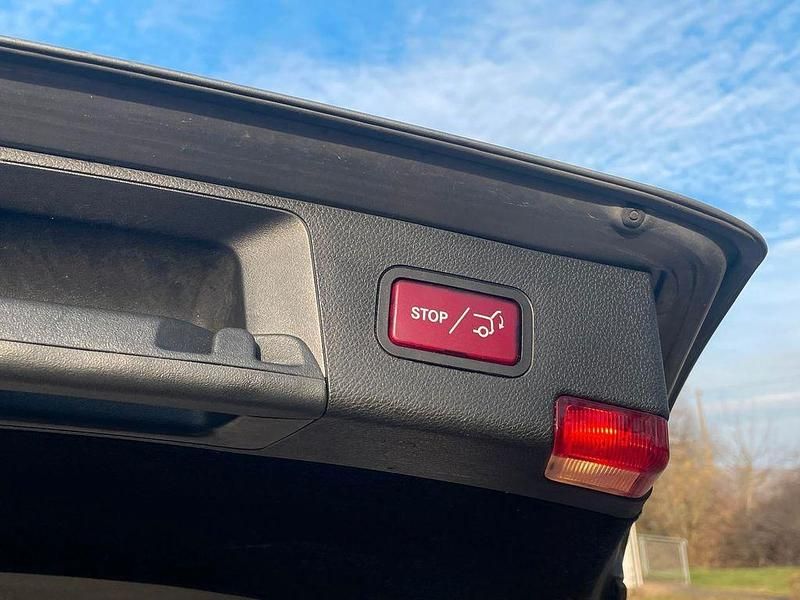 Gebraucht Mercedes C250 204 PS (150 kW) 2013 Silber Limousine