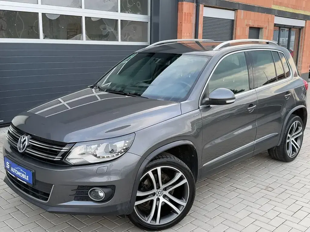 Gebraucht VW Tiguan LOUNGE 177 PS (130 kW) 2015 Grau SUV