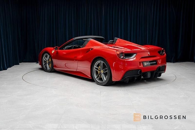 Gebraucht Ferrari 488 670 PS (492 kW) 2017 Rot