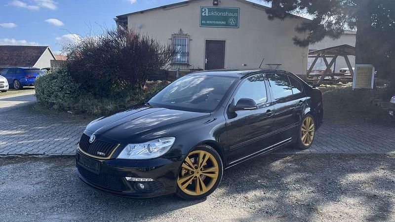 Gebraucht Skoda Octavia RS 200 PS (147 kW) 2011 Schwarzmagic perleffekt Limousine