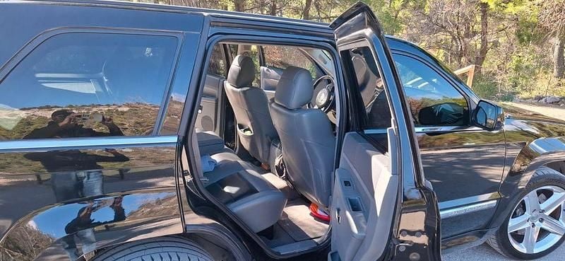 Gebraucht Jeep Grand Cherokee SRT8 579 PS (425 kW) 2006 Schwarz SUV