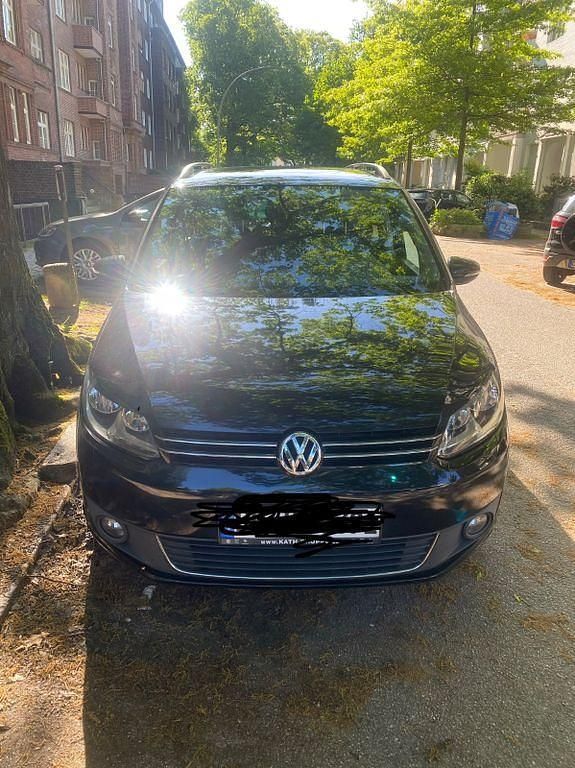 Gebraucht VW Touran Style 105 PS (77 kW) 2011 Schwarz Van / Kleinbus