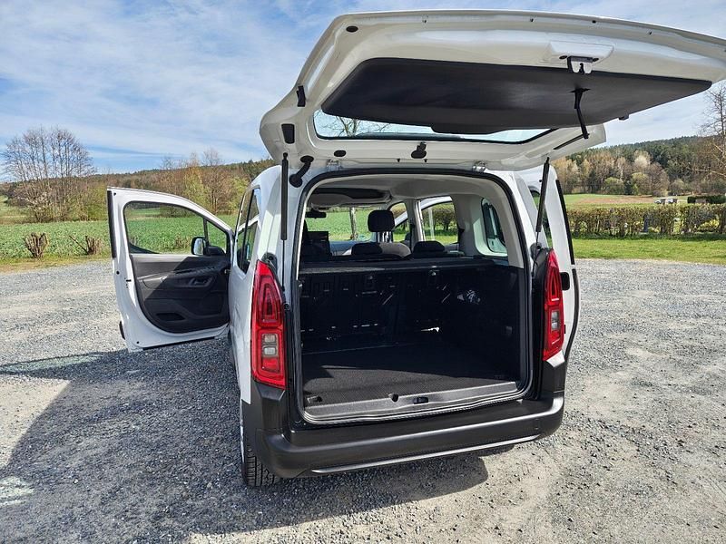 Gebraucht Citroën e-Berlingo Live 100 kW (136 PS) 2023 Weiß Van / Kleinbus