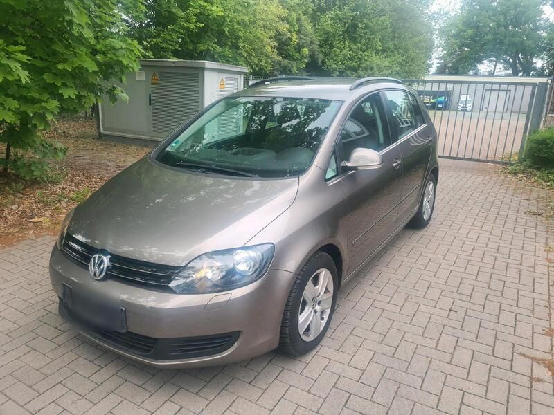 Braun Gebraucht 2009 VW Golf VI Limousine | 4.999 € (Guter Preis) - Bild 1/4