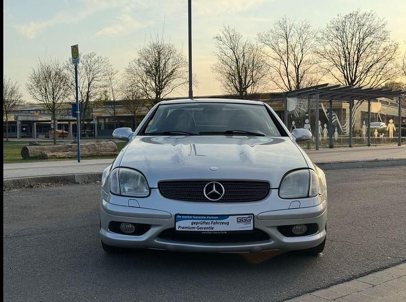 Gebraucht Mercedes SLK320 AMG 218 PS (160 kW) 2002 Silber Cabrio