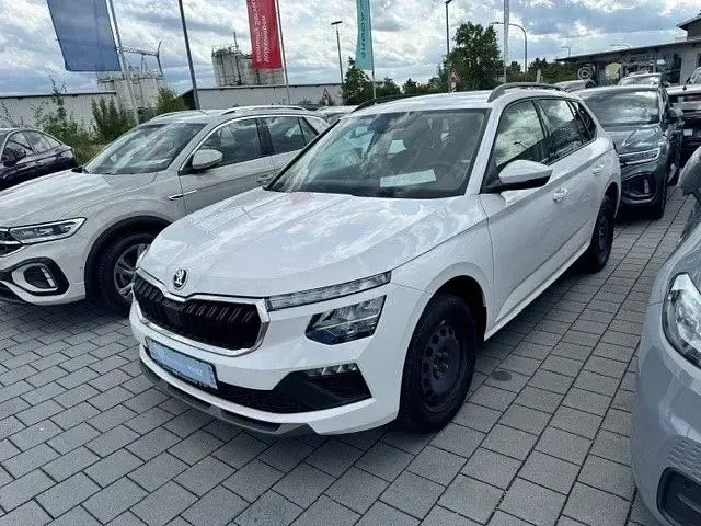 Gebraucht Skoda Kamiq Selection 95 PS (69 kW) 2024 Weiß SUV