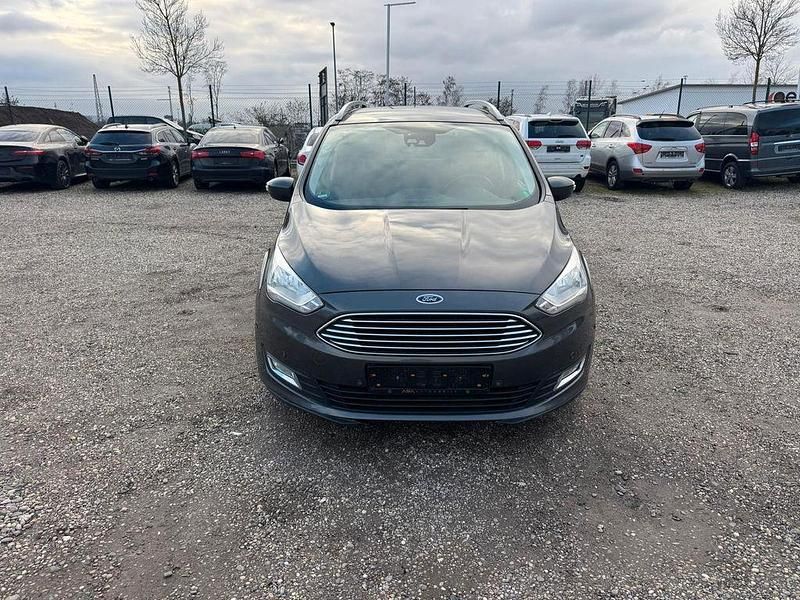 Gebraucht Ford Grand C-Max Titanium 150 PS (110 kW) 2018 Grau Van / Kleinbus