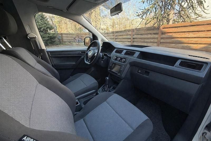 Gebraucht VW Caddy 102 PS (75 kW) 2016 Weiß Van / Kleinbus