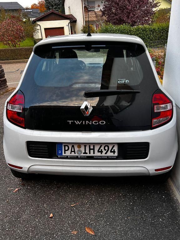 Gebraucht Renault Twingo LIMITED 69 PS (50 kW) 2017 Weiß Kleinwagen