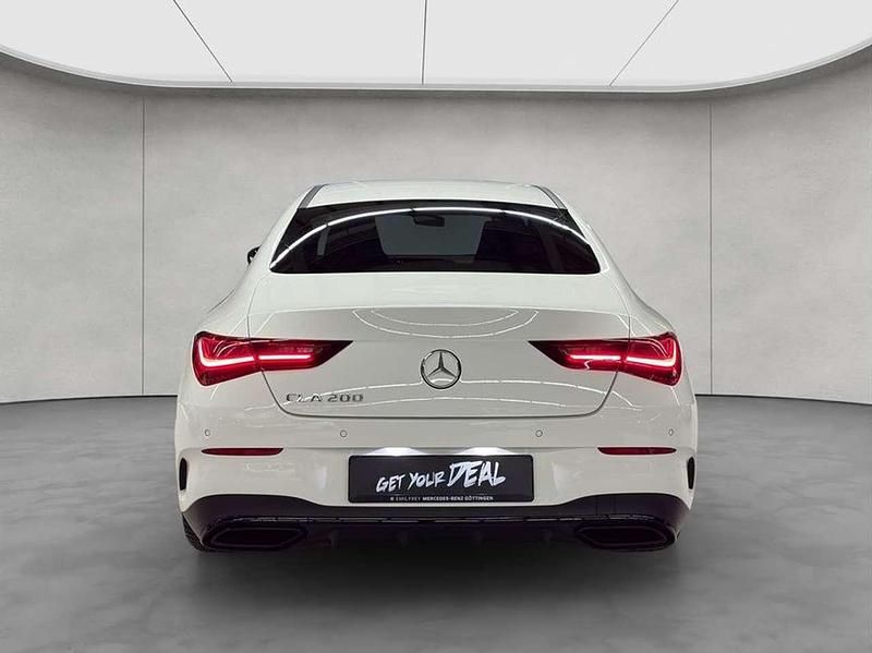 Gebraucht Mercedes CLA200 Edition 163 PS (119 kW) 2026 Weiß Coupé