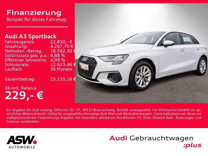 Gletscherweiß metallic Gebraucht 2023 Audi A3 Basis Limousine | 22.830 € (Fairer Preis) - Bild 1/4