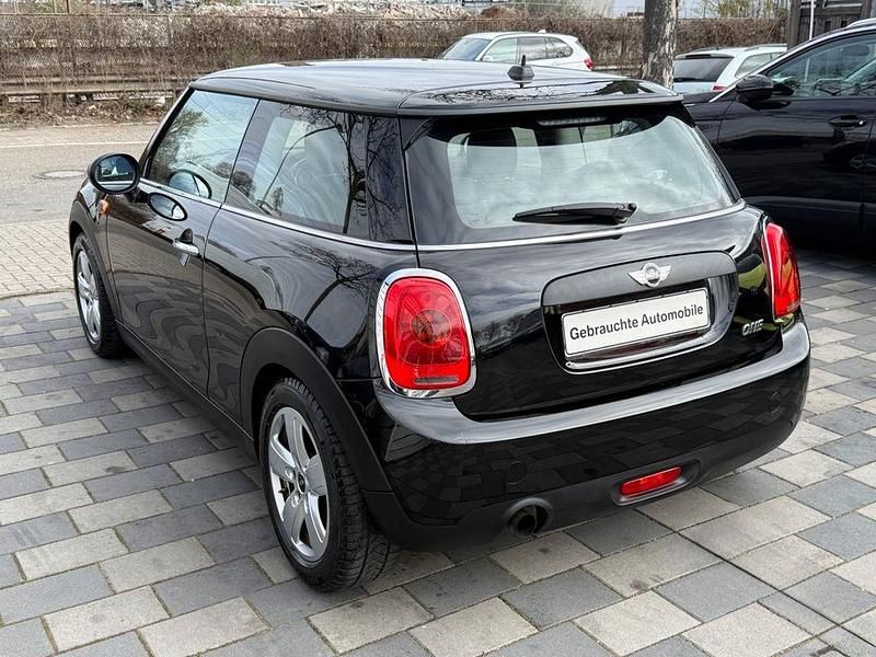 Usado Mini ONE 75 HP (55 kW) 2016 Preto Citadino