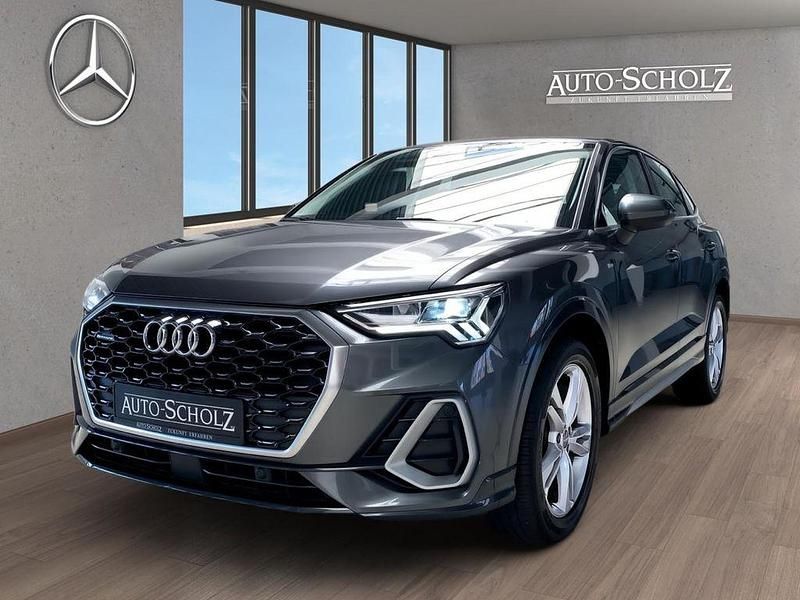Grau Gebraucht 2019 Audi Q3 Sportback S-Line SUV | 32.473 € (Fairer Preis) - Bild 1/4
