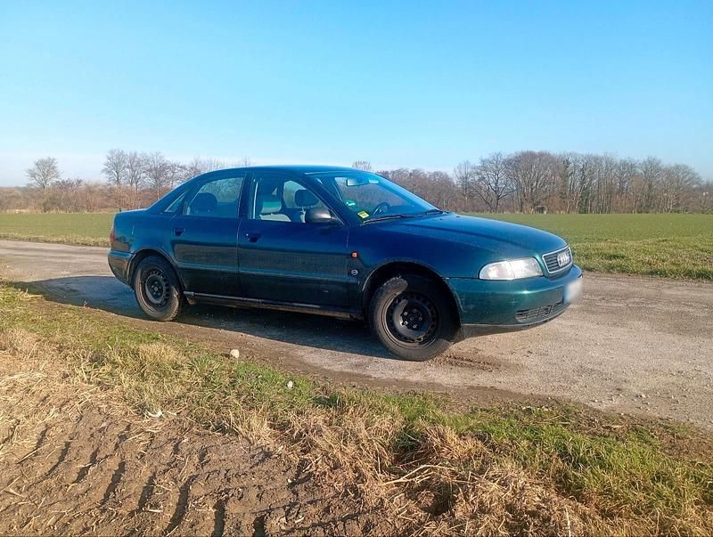 Gebraucht Audi A4 125 PS (91 kW) 1997 Grün Limousine
