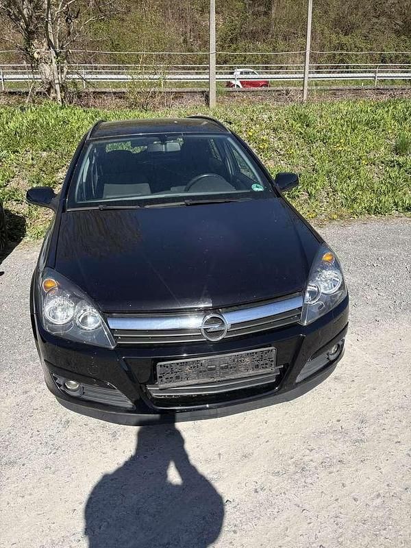 Gebraucht Opel Astra Edition+ 120 PS (88 kW) 2006 Kombi