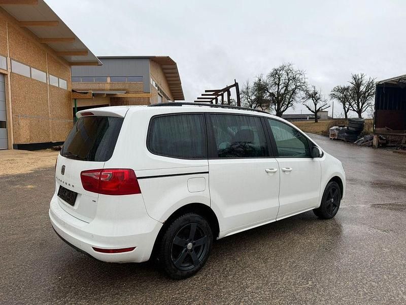 Gebraucht Seat Alhambra Style 150 PS (110 kW) 2013 Weiß Van / Kleinbus