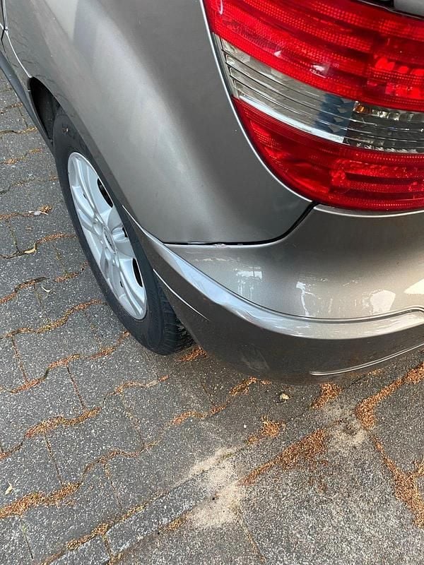 Silber Gebraucht 2007 Mercedes B170 Van / Kleinbus | 4.500 € (Superpreis) - Bild 1/4
