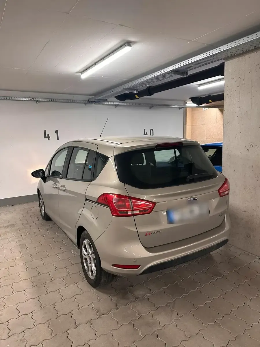Używany Ford B-MAX 105 KM (77 kW) 2013 Srebrny Minivan