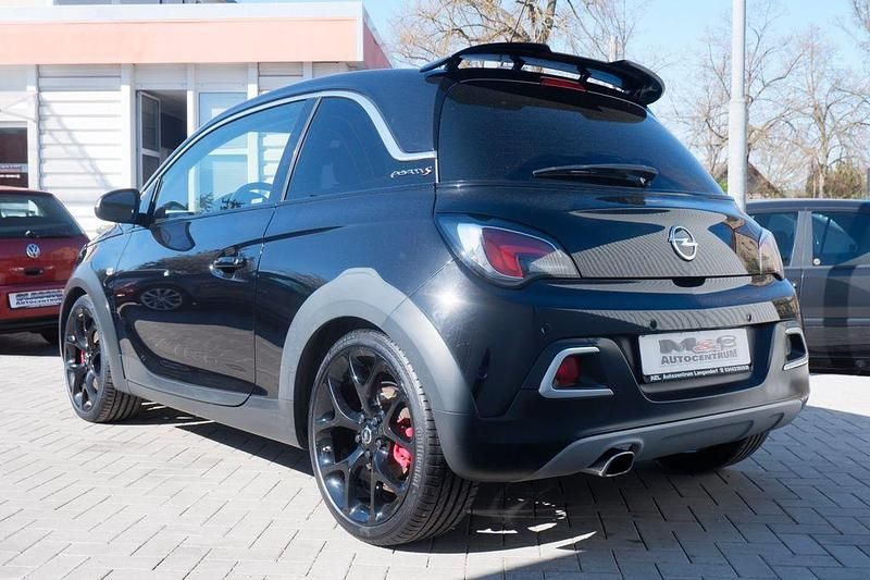 Second-hand Opel Adam S 150 CP (110 kW) 2017 Negru Hatchback