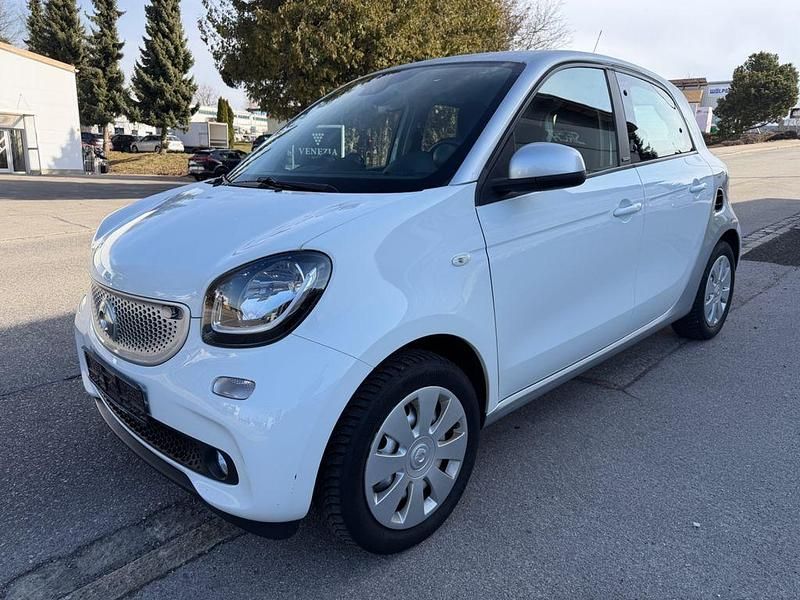 Gebraucht Smart ForFour Basis 71 PS (52 kW) 2017 Silber Kleinwagen
