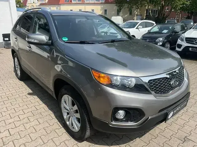 Gebraucht Kia Sorento Attract 174 PS (127 kW) 2011 Silber SUV