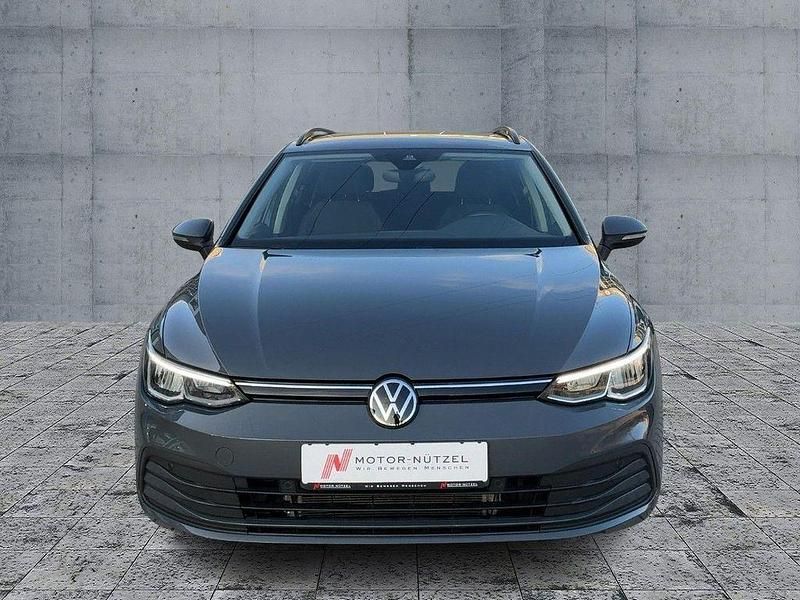 Gebraucht VW Golf VIII 150 PS (110 kW) 2022 Delfingrau metallic Kombi