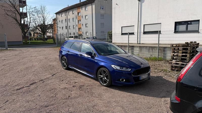 Gebraucht Ford Mondeo ST-Line 211 PS (155 kW) 2017 Blau Kombi
