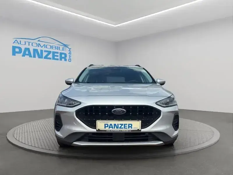 Gebraucht Ford Focus Active 116 PS (85 kW) 2023 Silber Limousine
