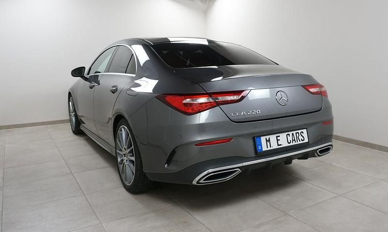 Gebraucht Mercedes CLA220 AMG 190 PS (139 kW) 2019 Grau Coupé