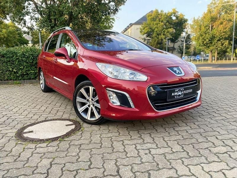 Rot Gebraucht 2012 Peugeot 308 Allure Kombi | 2.599 € (Superpreis) - Bild 1/4