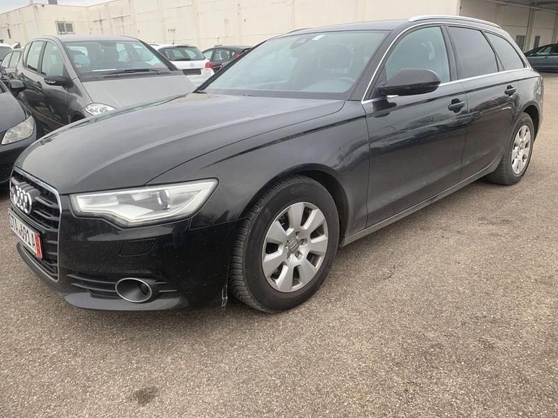 Gebraucht Audi A6 Ambiente 204 PS (150 kW) 2014 Schwarz Kombi