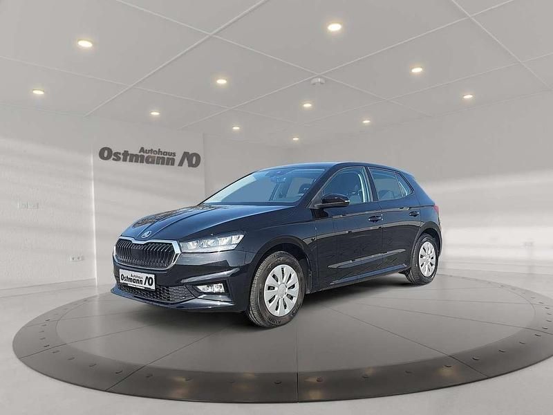 Gebraucht Skoda Fabia Active 95 PS (69 kW) 2022 Schwarzmagic perleffekt Kleinwagen