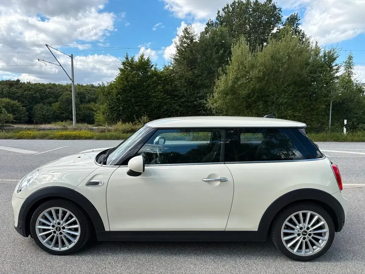 Gebraucht Mini ONE 102 PS (75 kW) 2018 Weiß Kleinwagen