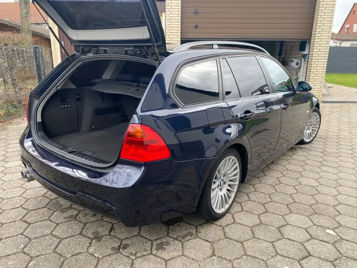 Gebraucht BMW 320 Sport Line 150 PS (110 kW) 2006 Blau Kombi