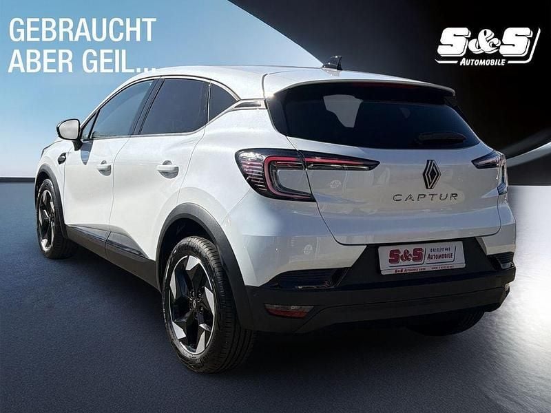 Używany Renault Captur Techno 158 KM (116 kW) 2025 Biały SUV