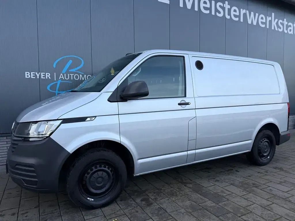 Second-hand VW Transporter 150 CP (110 kW) 2021 Argintiu Van